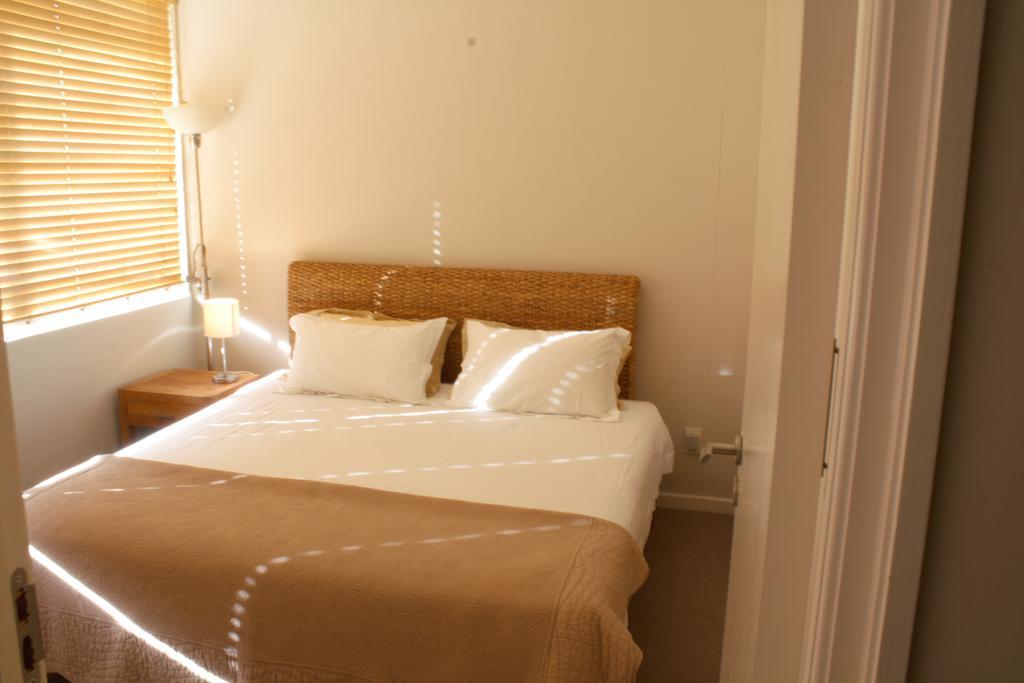 Surferscorner Self Catering Apartments Muizenberg Bagian luar foto